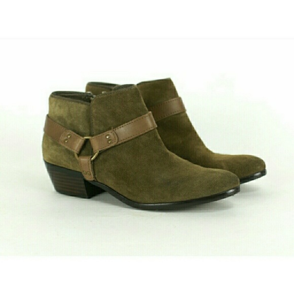 Sam Edelman Shoes - CCO! Sam Edelman Phoenix Booties